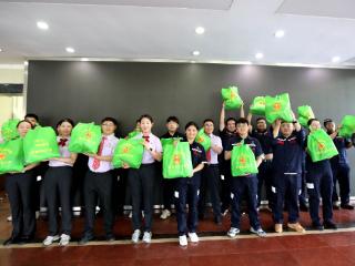660余万元慰问资金惠及7.4万人！合肥工会“送清凉”为高温坚守者撑起绿荫
