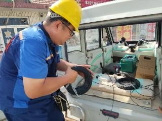 烟台联通智家工程师郭建伟21年服务之道：网线通了，人心就通了
