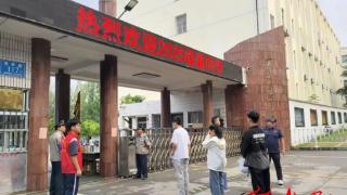 你好，新同学！泰安一中2025级“未来青春合伙人”完成报到