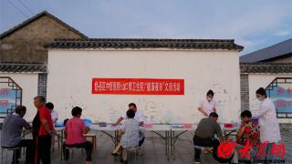 岱岳区中医医院（山口镇卫生院）持续开展“健康夜市”义诊活动
