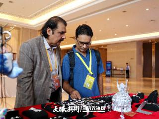 聚焦2025交流周｜贵州文化旅游职业学院展示非遗职教融合成果