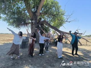 石榴花开 籽籽同心丨湖北姑娘在彩虹布拉克景区续写“文秀”的故事