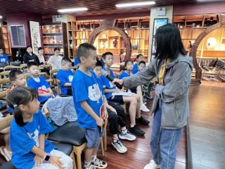 长春市少儿图书馆联合新华书店启动“暑期儿童作家写作训练营”