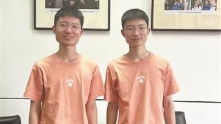 哥哥读清华弟弟上交大 这对双胞胎真牛