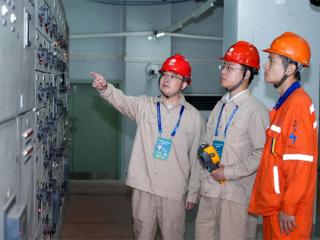 国网江阴市供电公司：双线护航 保障“苏超”激战与城市烟火