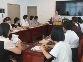 无棣县棣丰街道：绒绣培训“进家门”，宝妈 “绣”出增收路