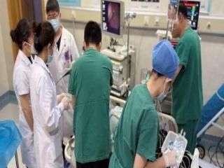 为肺癌晚期患者“抢”回每一口呼吸