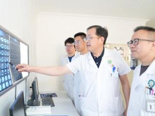 全球首探患者体内“桃花源” 烟台毓璜顶医院完成乳晕单孔支气管袖切术