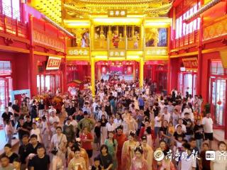 三支笔绘就融合新图景，德百集团以产业创新引领高质量发展
