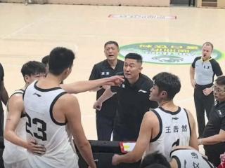 体坛快评|徐昕与杜锋“红脸”不是坏事，化解矛盾更要重聚人心
