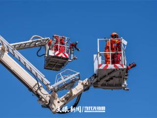 500学生体验消防夏令营