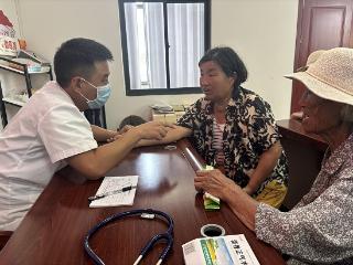 社会主义核心价值观我践行│郯城县杨集镇组织开展夏季防暑知识科普宣传活动