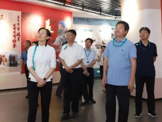省政协调研组到市中心医院进行专题调研