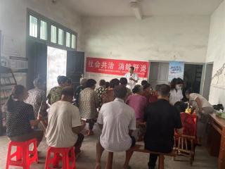 上饶市信州区儿童防病保健中心朝阳站开展2025年“世界肝炎日”主题宣传活动