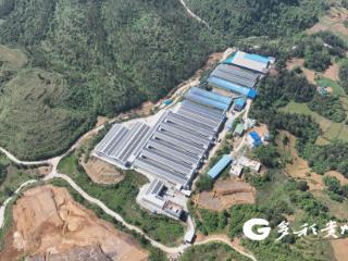 平塘：“顶”上发电“棚”里生金 光牧融合孵出共富蛋