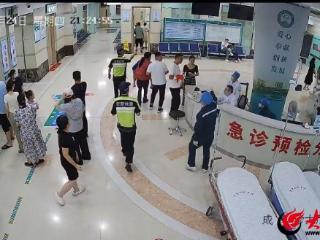 群众被蛇咬伤！临沂交警鸣笛护送获锦旗