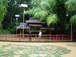 文军援建共建共治，普安细汆村“消水坑”变乡村公园