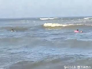 凡人歌·青岛故事丨离岸流中勇救落水者，两名警校毕业生紧急救援