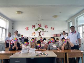 百年人寿临沂中心支公司爱心助力特教学校 真情护航“星童”成长
