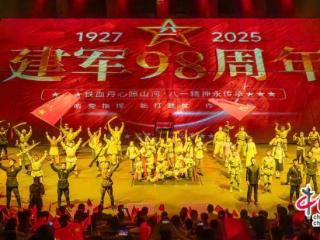 《长恨歌》庆“八一”双拥共建活动举行(图)