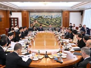 国家发展改革委副主任周海兵会见美中贸易全国委员会董事会代表团