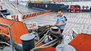 加固缆绳 确保安全