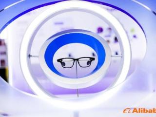 “动口不动手”的出行体验来了:夸克AI眼镜×航班管家打造智能出行新方式