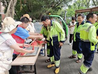 鼓楼鼓西街道清凉一夏送关怀 政企联动暖人心
