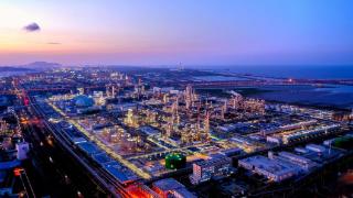 振健科技携手中石油落子华东原材料生产基地加速新材料商业应用