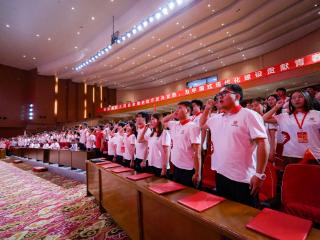 奔赴边疆践行青春使命！1326名西部计划“卫国戍边”志愿者出征