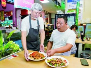 锁金农贸市场尝试“农贸+餐饮”新业态 老菜场迎新“食”代：餐馆搬进菜市场