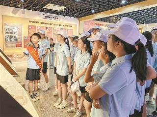 鹭岛提供多元暑期游体验 红色游别样"红"文化游特别"火"