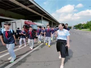 山东省济南燕山中学暑期研学季：豆子里的“舌尖”与“指尖”课堂