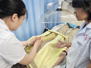 滨城区区直机关医院、市中中心：三伏督脉灸，开启冬病夏治健康路径