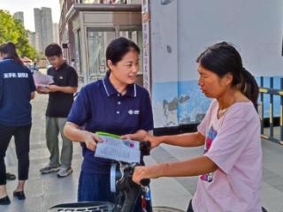 菏泽联通：服务进社区 暖意入民心
