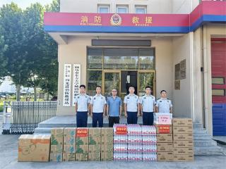 廊坊开发区总工会开展 “夏送清凉” 活动