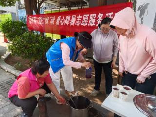 济阳街道柳行社区绿豆水沁心脾“清凉角”志愿服务活动
