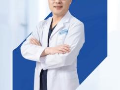 【专家有约】儿保科专家医学博士马良莅临青岛西海岸第二医院会诊，为儿童健康保驾护航