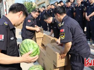 秦皇岛市直机关工会联合会慰问一线押运人员
