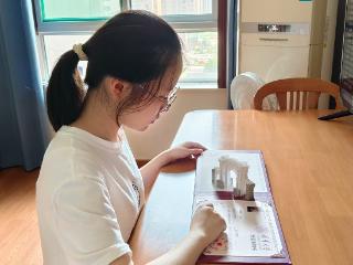 大皖阳光学子：从未上过辅导班的女孩被清华大学录取