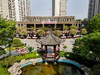 泰山区上高街道学苑社区探索实施 “1+5+N”工作法，努力开创共建共治共享新格局