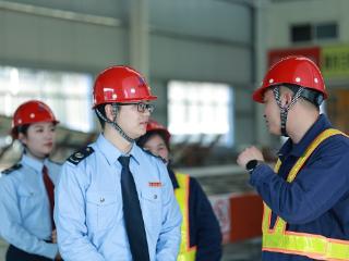 聚力“三个大抓”，加快构建现代化产业体系｜以实干作风推动高质量发展