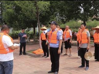 莒南县岭泉镇梨杭村开展山洪灾害防御演练