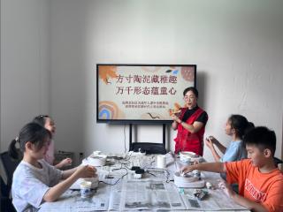 江西章贡：“揉”出童真 “捏”出创意