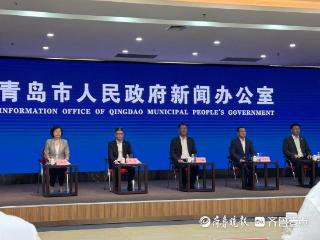 车间里的见面会！一起看看青岛智能装备产业如何高质量发展