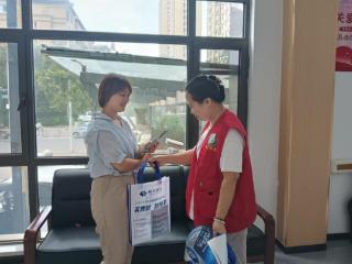 李营街道凤苑社区开展"全民反诈 共建平安"主题宣传活动