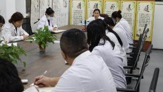 中医药大师邵新创新研发“邵小艾”悬灸系统引领艾疗革命