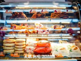 大城小店｜7×24小时营业 凯辉便利店里有什么秘密？