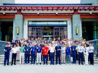 “吉十临驭 鹰势睿彰” 第十届POS行业总裁圆桌峰会隆重召开