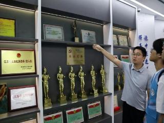 【暑期社会实践专题】南工程学子开展优秀校友成长访谈会